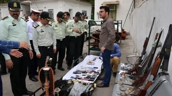 دستگیری 3 دزد با 76 مورد سرقت در مینودشت + عکس 