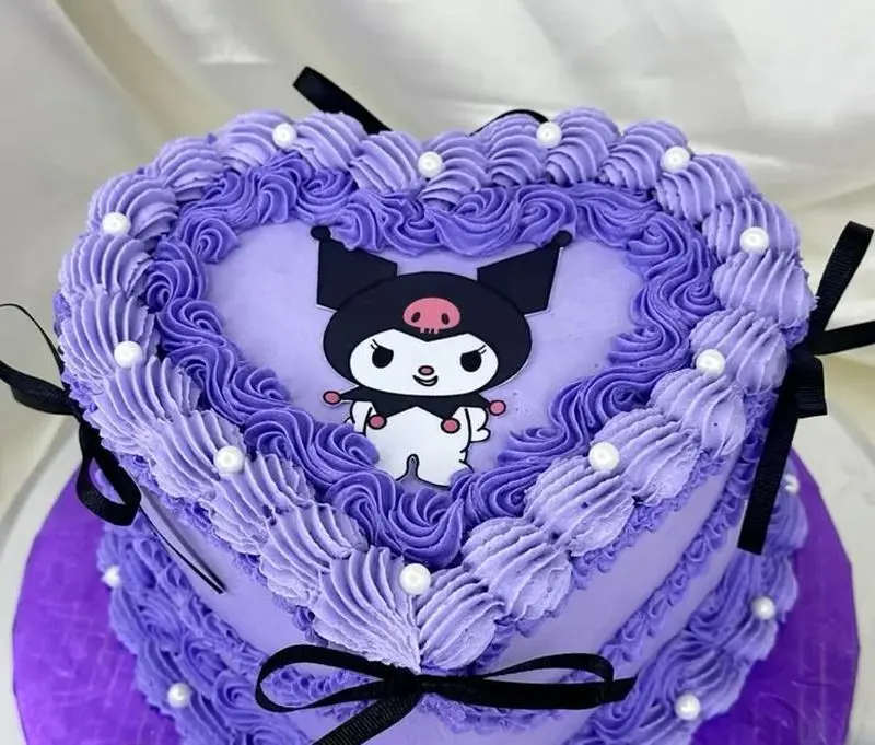 کیک تولد کرومی ساده