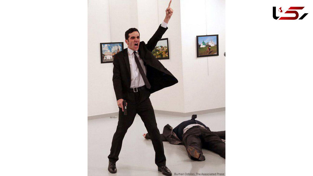 عکس هنگام ترور سفیر روسیه بهترین عکس خبری 2017  شد+ تصویر 