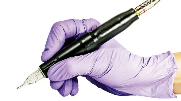 همه چیز درباره آرایش دائمی لب‌ها