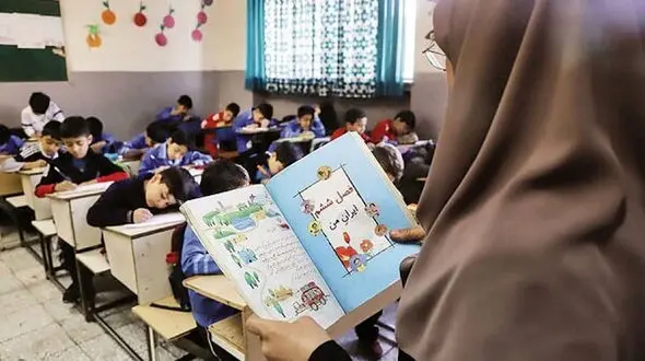 اخراج و استعفای اجباری برای برخی کارکنان مدارس غیردولتی / آموزش و پرورش: مدارس موظف اند بر اساس قرارداد  به همکاری ادامه دهند