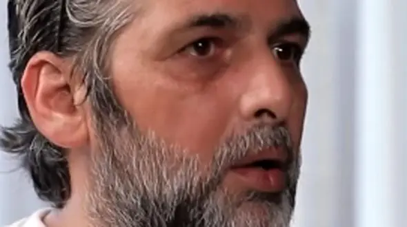 فیلم / حمید گودرزی: رتبه 9 کنکور بودم و از مخزن..../ اون موقع من بودم و بهرام رادان و شهاب حسینی و الناز شاکردوست که..