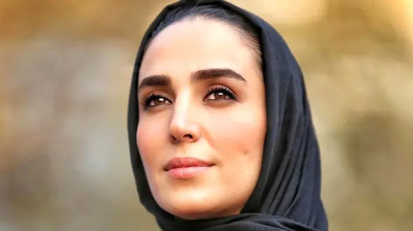 لباس اصیل و بختیاری سوگل طهماسبی و مادرش + عکس