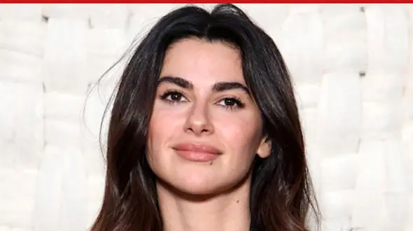 بیوگرافی نسرین جواد زاده خانم بازیگر  زیبا در ترکیه ! / جذاب و خوش پوش !