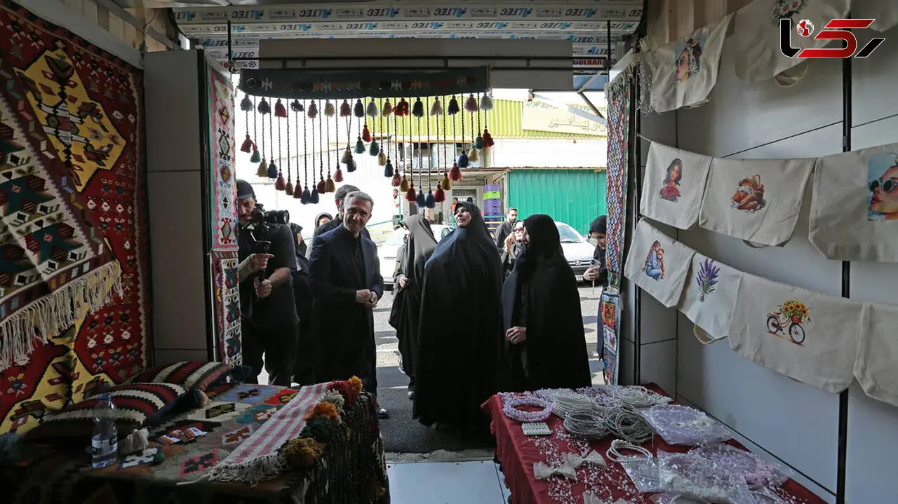 افتتاح نخستین غرفه های فروش محصولات زنان سرپرست خانوار در میادین میوه و تره‌بار