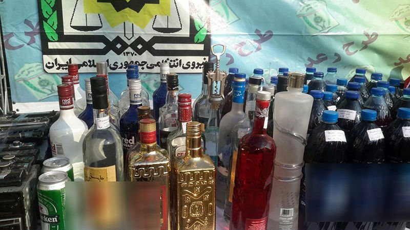 کشف ۱۰۰۰ لیتر مشروب‌الکلی و ۲ تخته فرش ۲۰۰ میلیونی در شمال تهران