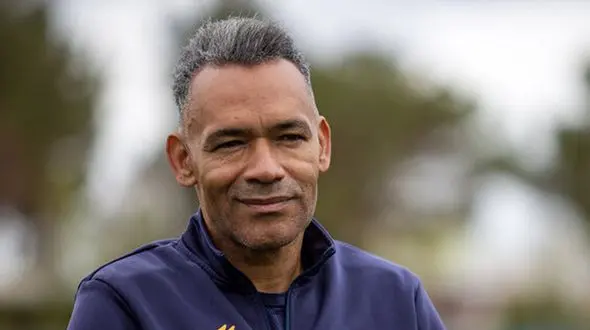 رانندگی ژوزه مورایس در پرتغال با موزیک شادمهر عقیلی+فیلم