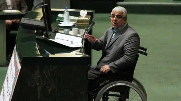 ایمن آبادی به رئیسی: رئیس جمهور می شدید حتما تتلو وزیر ارشاد میشد!