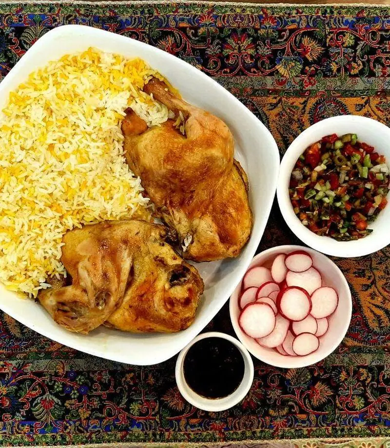 آموزش تهیه سس اکبر جوجه