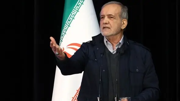 در برخورد با دولت سیاسی کاری نکنید / شکست دولت پزشکیان شکست تمام کشور است 