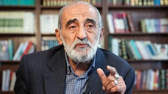 شریعتمداری : وابستگان نظامی و سفرای کشورهای اروپایی را از ایران اخراج کنید!