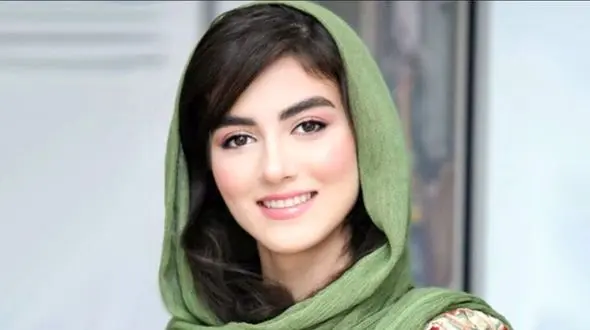 پردیس پورعابدینی در ساده ترین لباس و آرایش !/ خانم بازیگر را این تیپی ندیده اید ! 