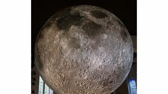 رویای رفتن به ماه برای شهروندان عادی محقق شد +تصاویر
