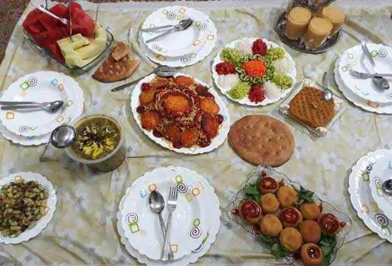 تصویر از سفره های افطار