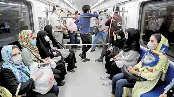جذاب ترین پرتره دختری که در مترو تهران دیده شد ! + تصویر