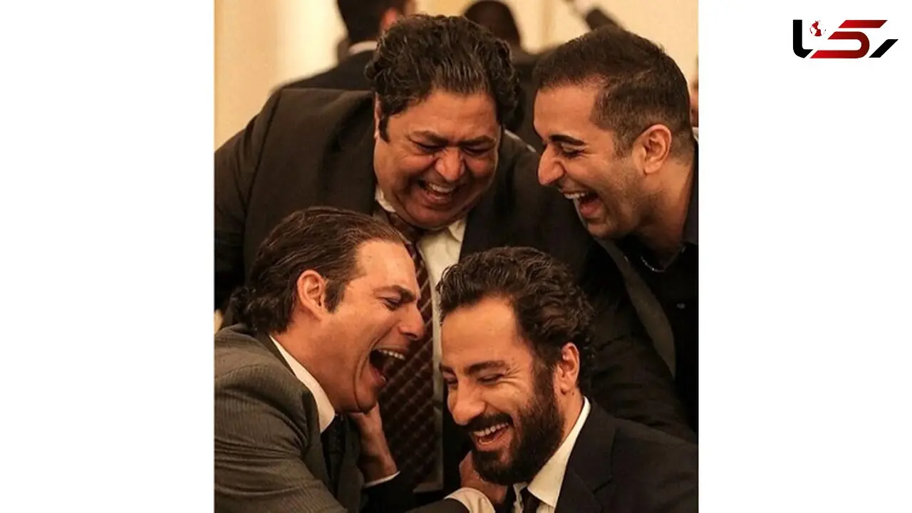 سکانس از رقص جذاب فرهاد اصلانی و نوید محمدزاده در فیلم سینمایی برادران لیلا / موزیک ویدئو