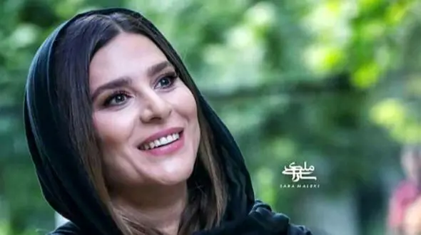 فیلم دیده نشده مولودی خوانی سحر دولتشاهی در سکانسی از یک فیلم / که البته سانسور شد / بهتر از همایون شجریان نباشه بدتر نیست !