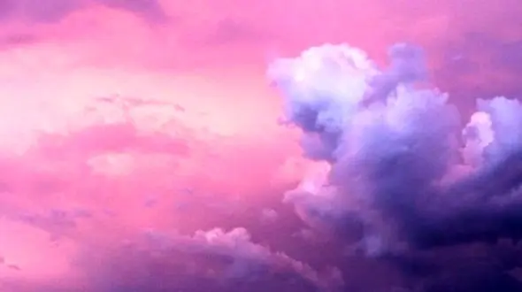 آسمان  طوفانی به رنگ ارغوان! + عکس