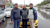 کمک راننده تاکسی مشهدی به یک زائر عراقی برای رسیدن به گمشده‌اش +عکس 