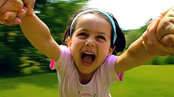 ۱۶ اتفاق کوچک و جالب که همیشه خوشحالتان می کند