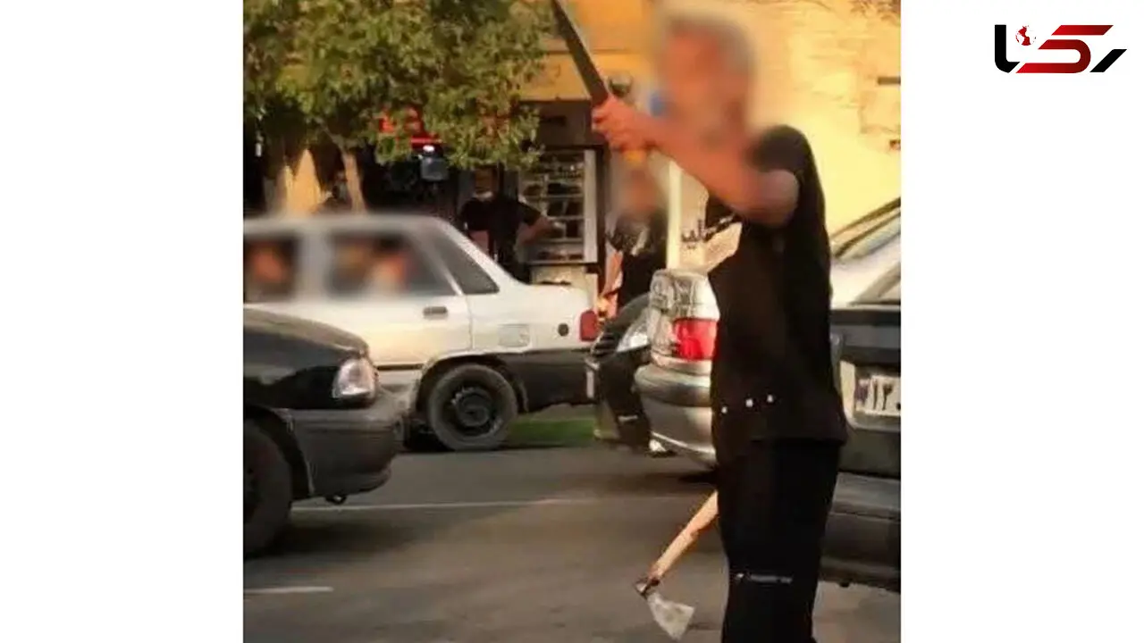 2 مقتول در حمله مرد تبر زن به عابران بی گناه در گرگان / 8 زخمی در بیمارستان!  + عکس قاتل