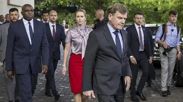  خبرنگار وال استریت ژورنال: من هیچ راهی نمی‌بینم که «مکانیسم ماشه» فعال نشود / ضرب الاجل از نظر تئوریک ۱۵ سپتامبر است