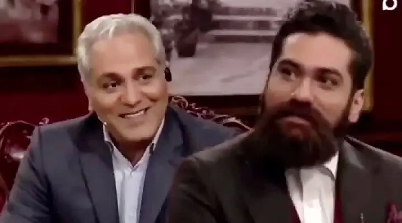 فیلم/ مهران مدیری از دلیل عجیب ازدواج نکردن علی زندوکیلی را گفت؛ ایشون 5 تا خرس گنده داره و شبها اونارو بغل میکنه می خوابه/ علی زندوکیلی: فقط خرس ها دلیلش نیست/حسرت زندگی عاشقانه پدر و مادرم و دارم