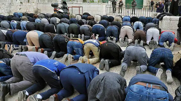 چند نماز گزار را دزدیدند / اتفاق عجیب در نیجریه