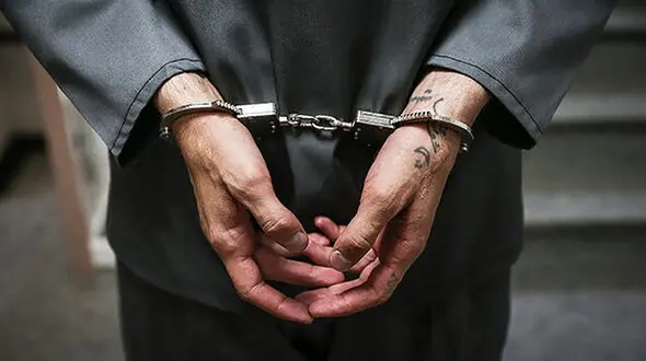 قتل نوزاد 18 ماهه برای سرقت طلاهایش! / ادعای عجیب قاتل پس از دستگیری