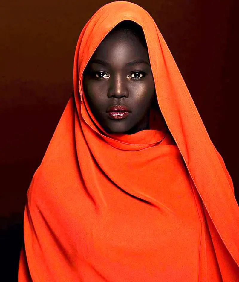 مدل سیاه پوست