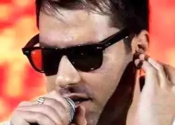 دانلود آهنگ باشکوه مهدی احمدوند / عشق پرونده تا ابد باز ...