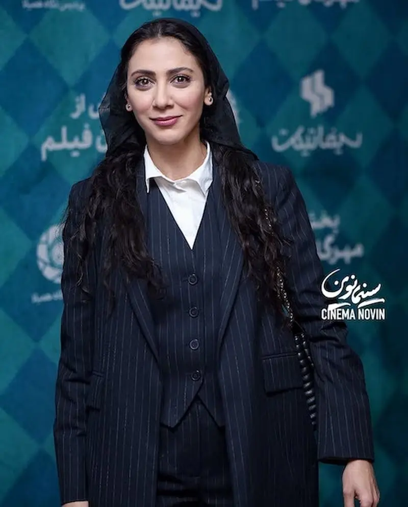 کت و شلوار دیپلمات مونا فرجاد