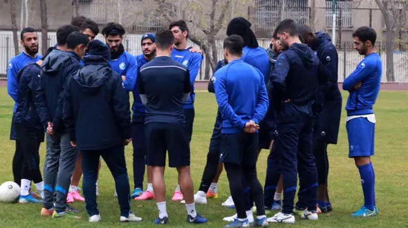 مسئولان استقلال به هواداران دروغ گفتند/ چرا هیات مدیره سکوت کرده است؟