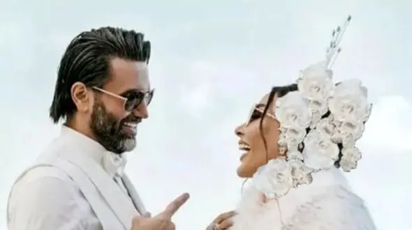 علیرضا نیکبخت واحدی: به خدا عروسی ما مجلل نبود! همسرم اصلا از مراسم ازدواجمون خبر نداشت همه میدونستن جز مونا خانم! +فیلم