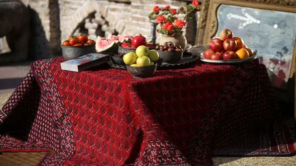 شب یلدا چند؟ / قیمت شیرینی، آجیل و میوه