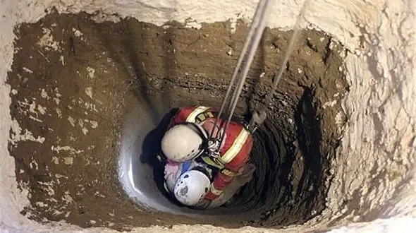 حادثه دلخراش در فریمان / مقنی در عمق چاه جان باخت