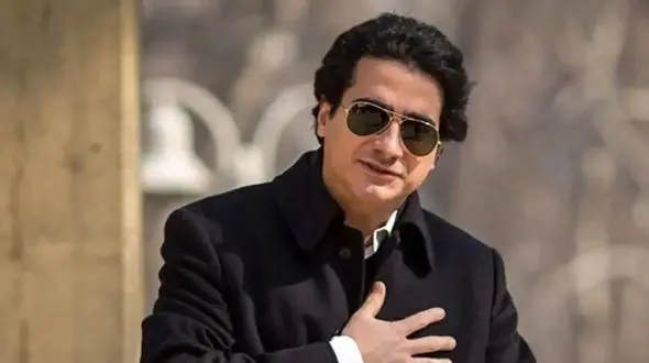 فیلم آواز باشکوه همایون شجریان در کنسرتش /با عشق پنهان عهدیه از همه دلبری میکنه...!