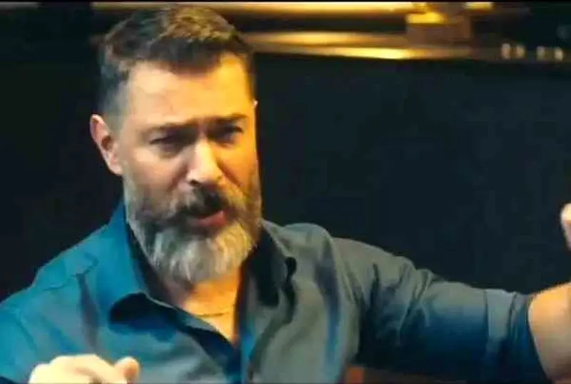 خوانندگی پارسا پیروزفر