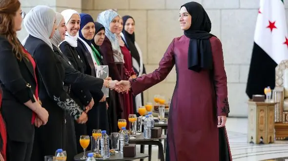 دیدار رئیس‌جمهور و بانوی اول سوریه با بانوان و دانشجویان + تصاویر