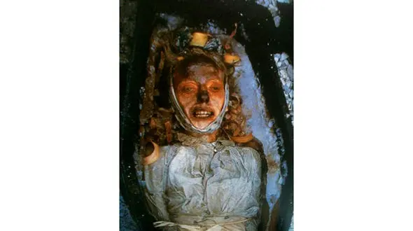 این جسد  پس از ۱۳۸ سال سالم مانده است + عکس