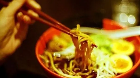 افزایش چربی بدن با مصرف نودل