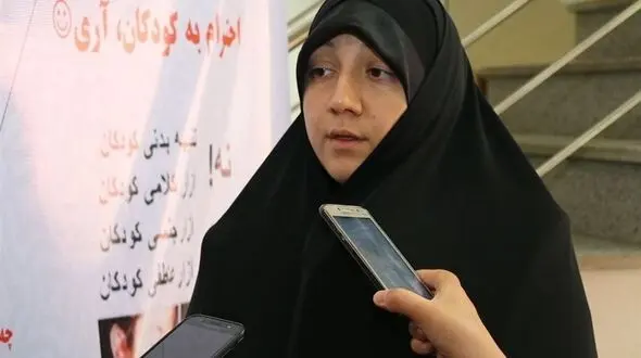 تقطیع سخنان معاون دادستان مشهد در همایش سلامت مادر و فرزند 