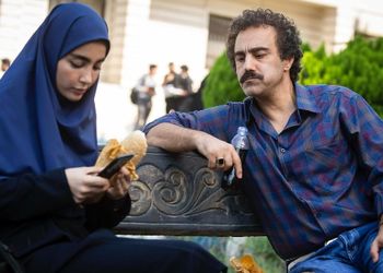 سلفی پربازدید سارای سریال پایتخت در اتاق گریم