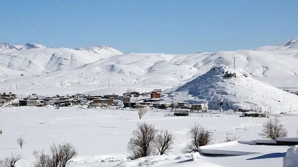 مصائب زندگی در کوهرنگ / بارش برف 150 سانتی متری