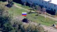 ببینید/ لحظه عجیب فرار تانک روسی از دست نیروهای اوکراین / برخورد به درخت!+فیلم