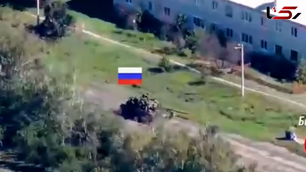 ببینید/ لحظه عجیب فرار تانک روسی از دست نیروهای اوکراین / برخورد به درخت!+فیلم