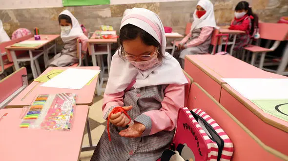 مردم 50هزار میلیارد تومان سال گذشته هزینه آموزش کردند/ مافیای آموزش تهدیدی برای تحصیل طبقه پایین