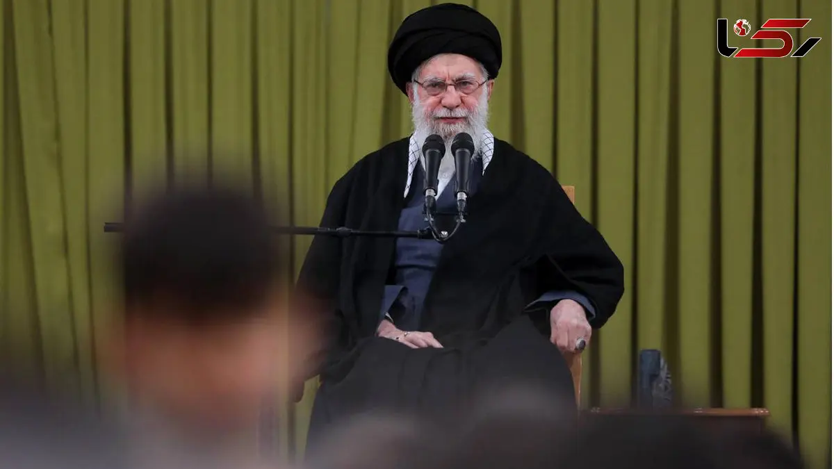 همزمان با تهدید های ترامپ و نتانیاهو   عکس های حضور با اقتدار رهبری انقلاب در دیدار مردمی در قلب تهران