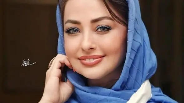  نفیسه روشن به یاد خواننده لس آنجلسی افتاد! 