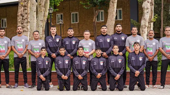قهرمانی تیم کشتی فرنگی نوجوانان ایران در جهان با یک یار کمتر / فیلم